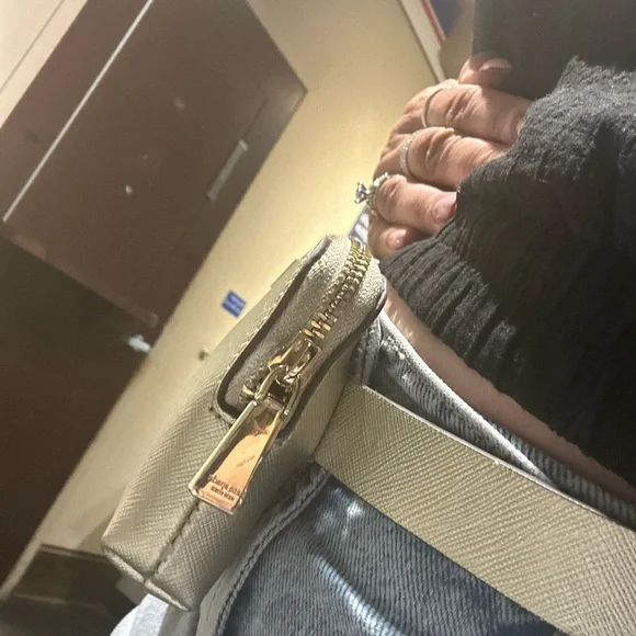 Kate Spade Gold Textured Clutch - Picture 11 of 12